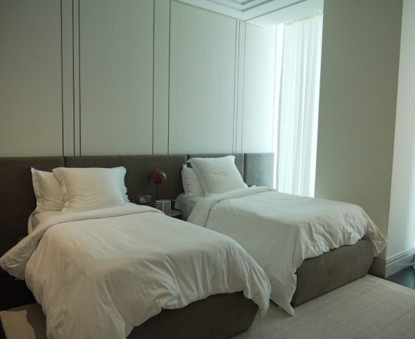 Abu Dhabi Four Season Hotel, Bedroom Interior Fit Out Design, Portfolio by S3T Koncepts